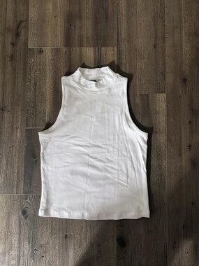 Old Navy White Ribbed Sleeveless Mock Neck Tank